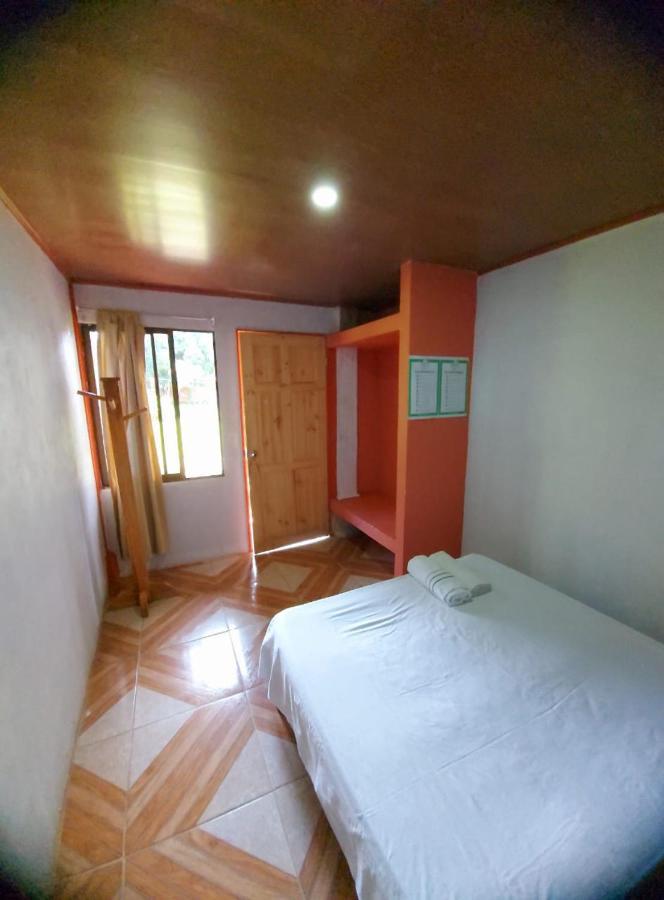 Yubarta Lodge อูวีตา ภายนอก รูปภาพ