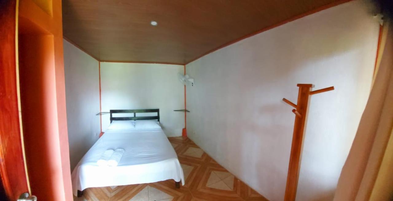 Yubarta Lodge อูวีตา ภายนอก รูปภาพ