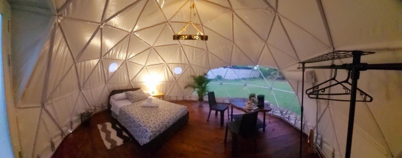 Yubarta Lodge อูวีตา ภายนอก รูปภาพ